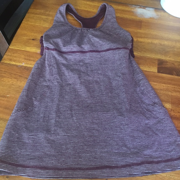 Lululemon tank - Picture 6 of 7